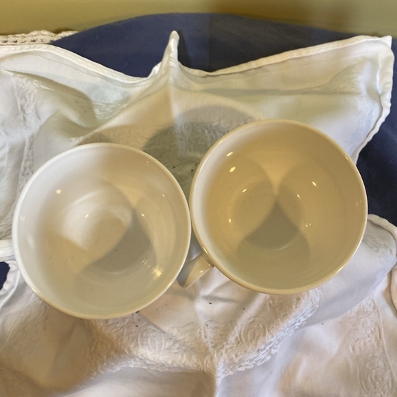 Correlle by Corning teacups(2) pristine condition - snowflake pattern - Picture 4 of 5